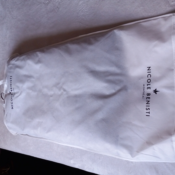 BRAND NEW NICOLE BENISTI MADISON FOX!!!! - Picture 1 of 11